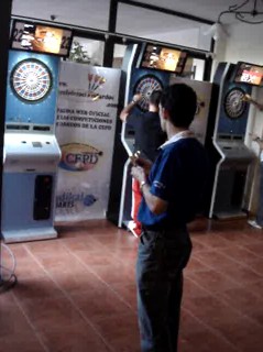 Vdeo torneo de dardos en Benalmdena 2009